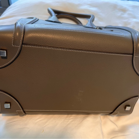 Celine Luggage Tote - large - Picture 6 of 10